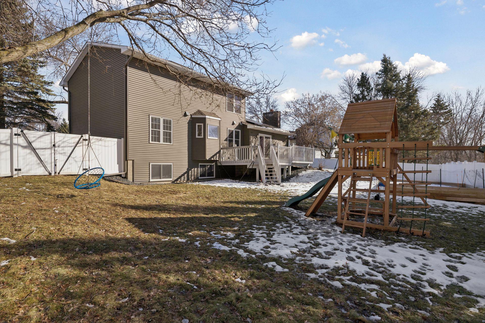 4645 Shenandoah Lane N