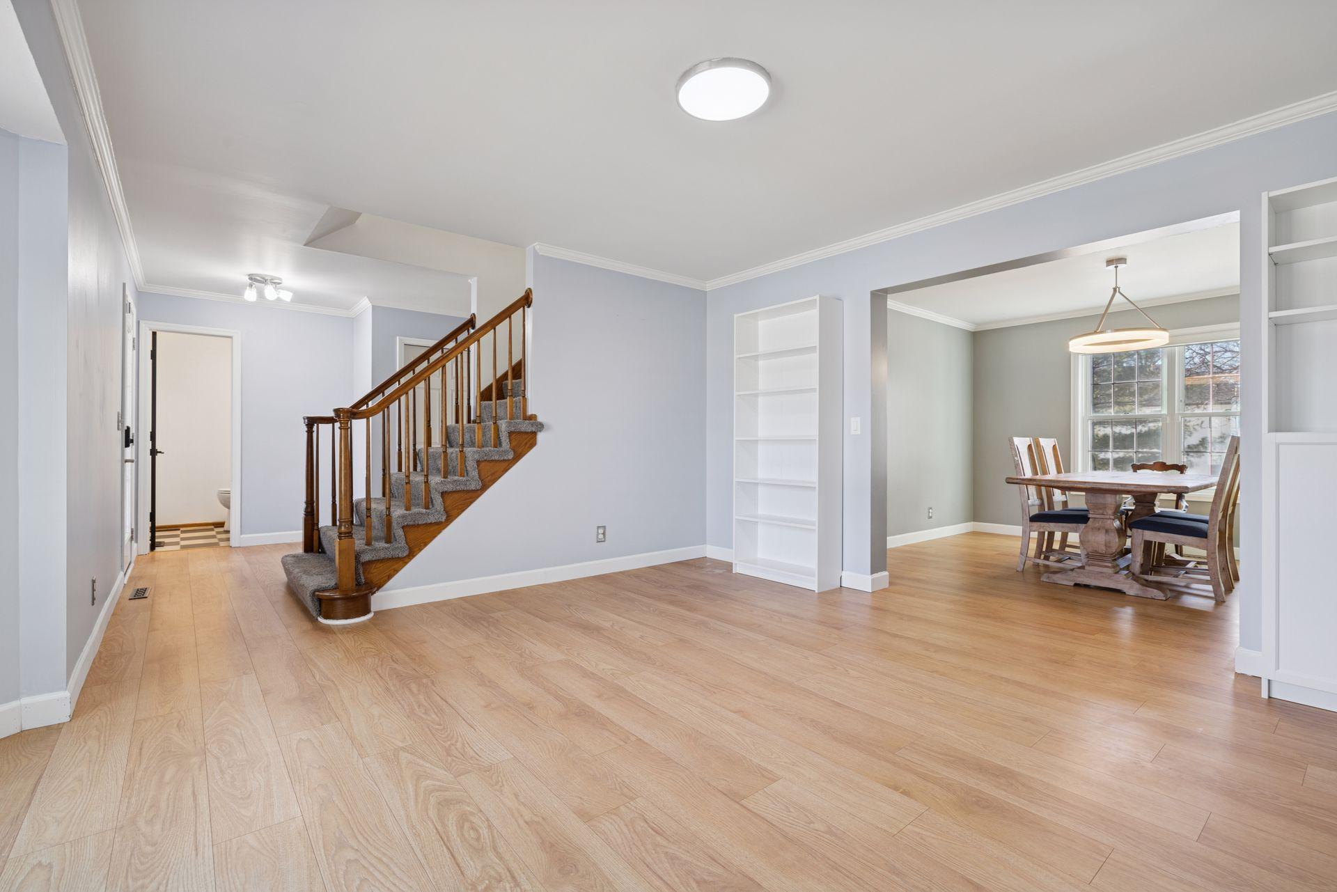 4645 Shenandoah Lane N