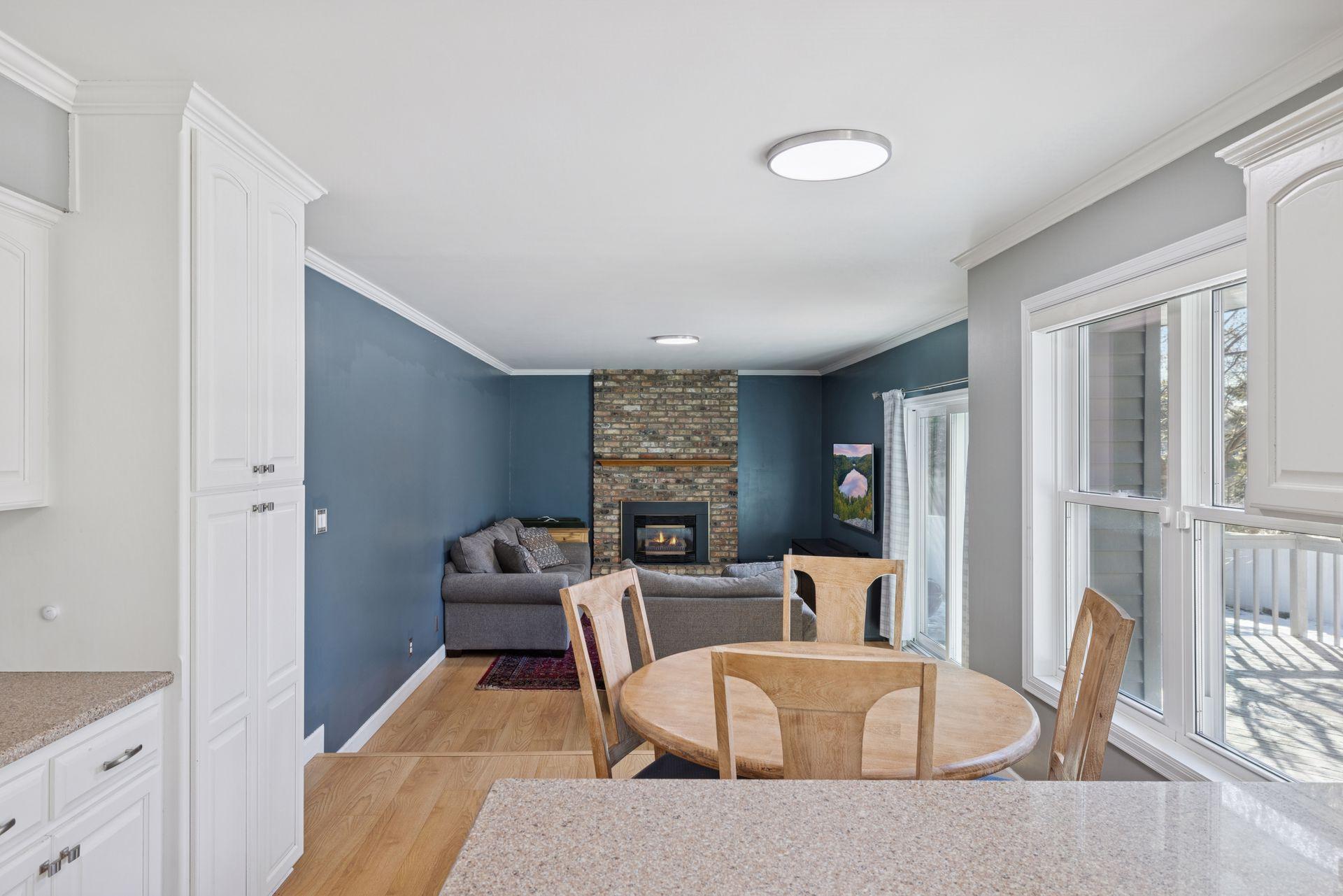 4645 Shenandoah Lane N