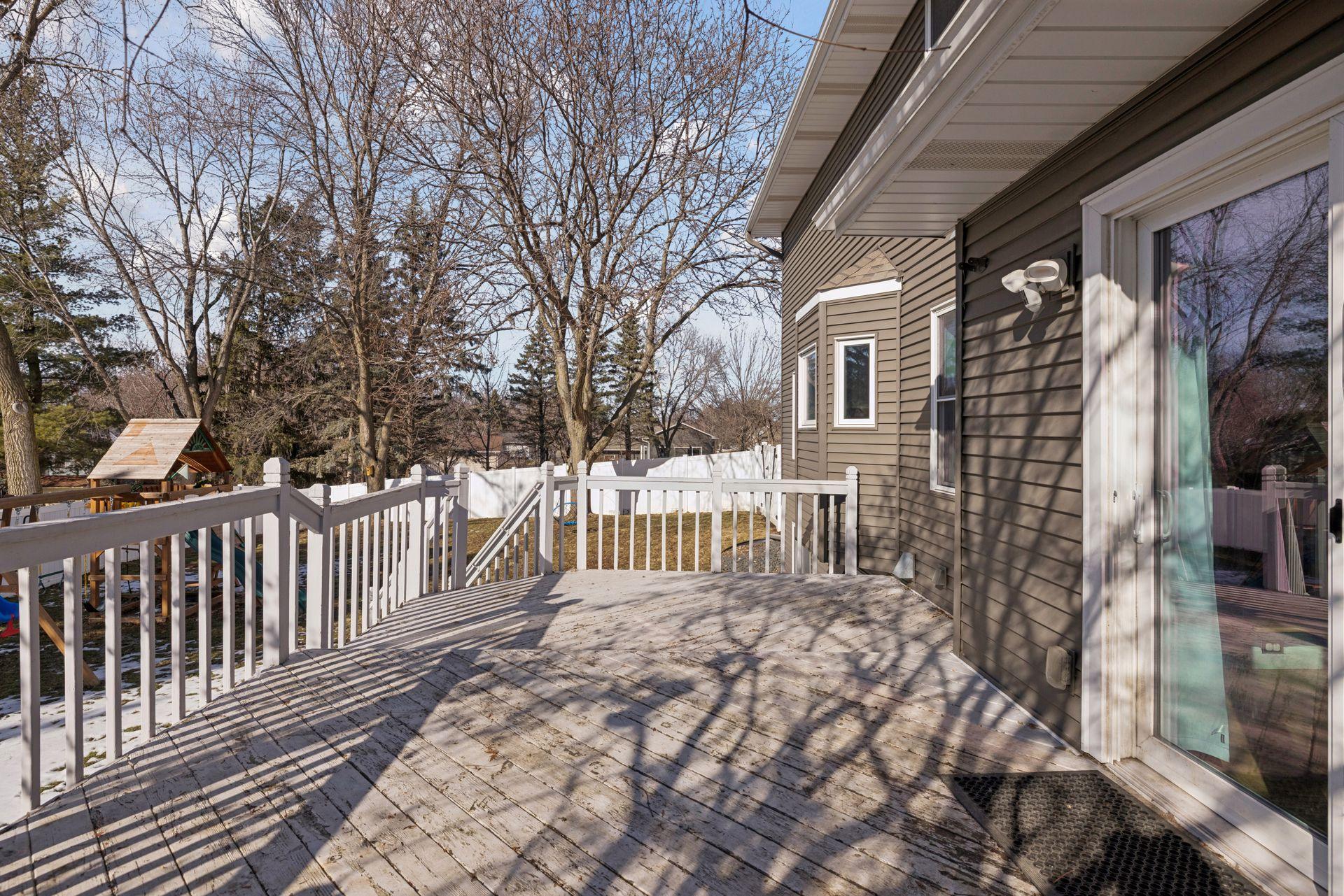 4645 Shenandoah Lane N