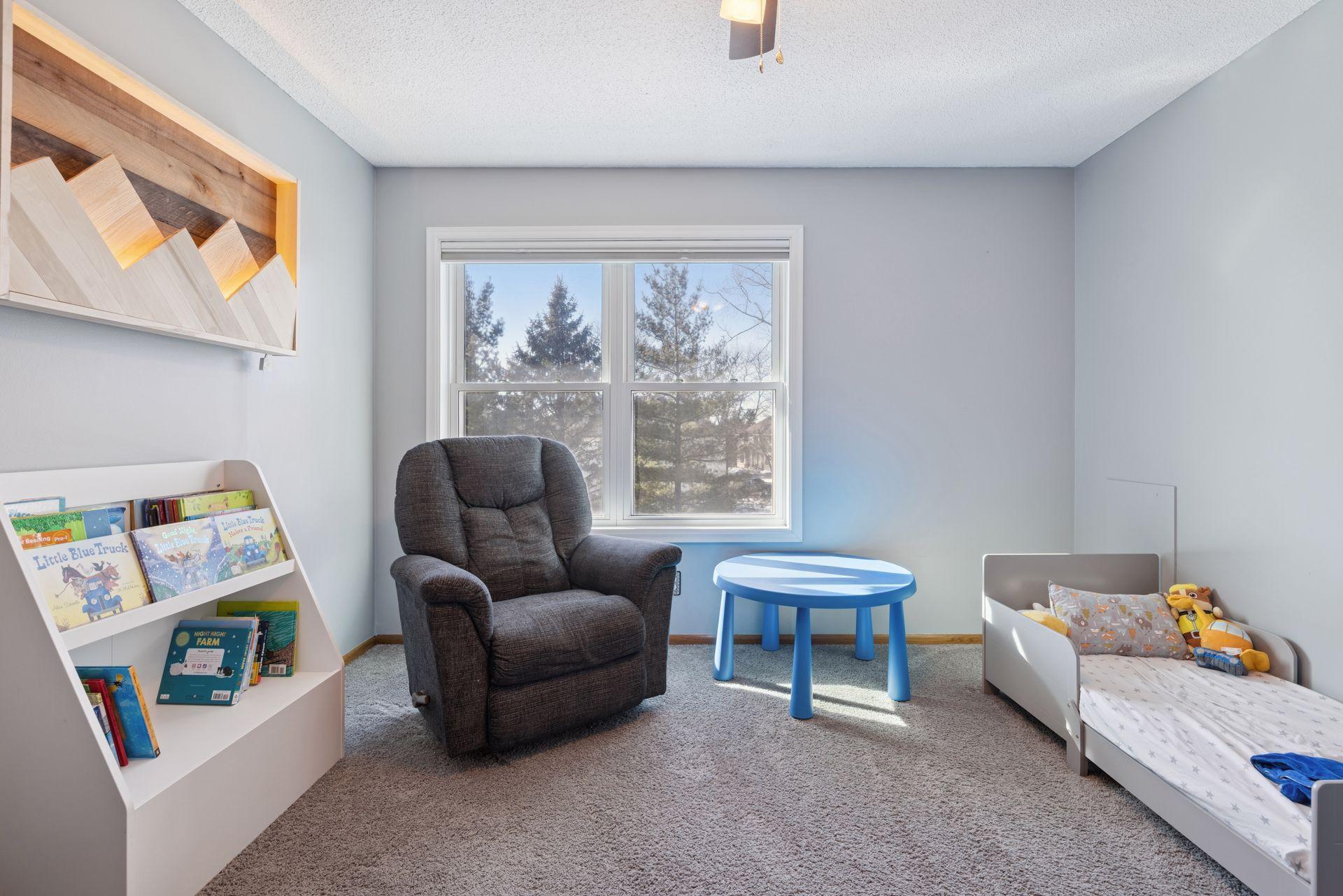 4645 Shenandoah Lane N