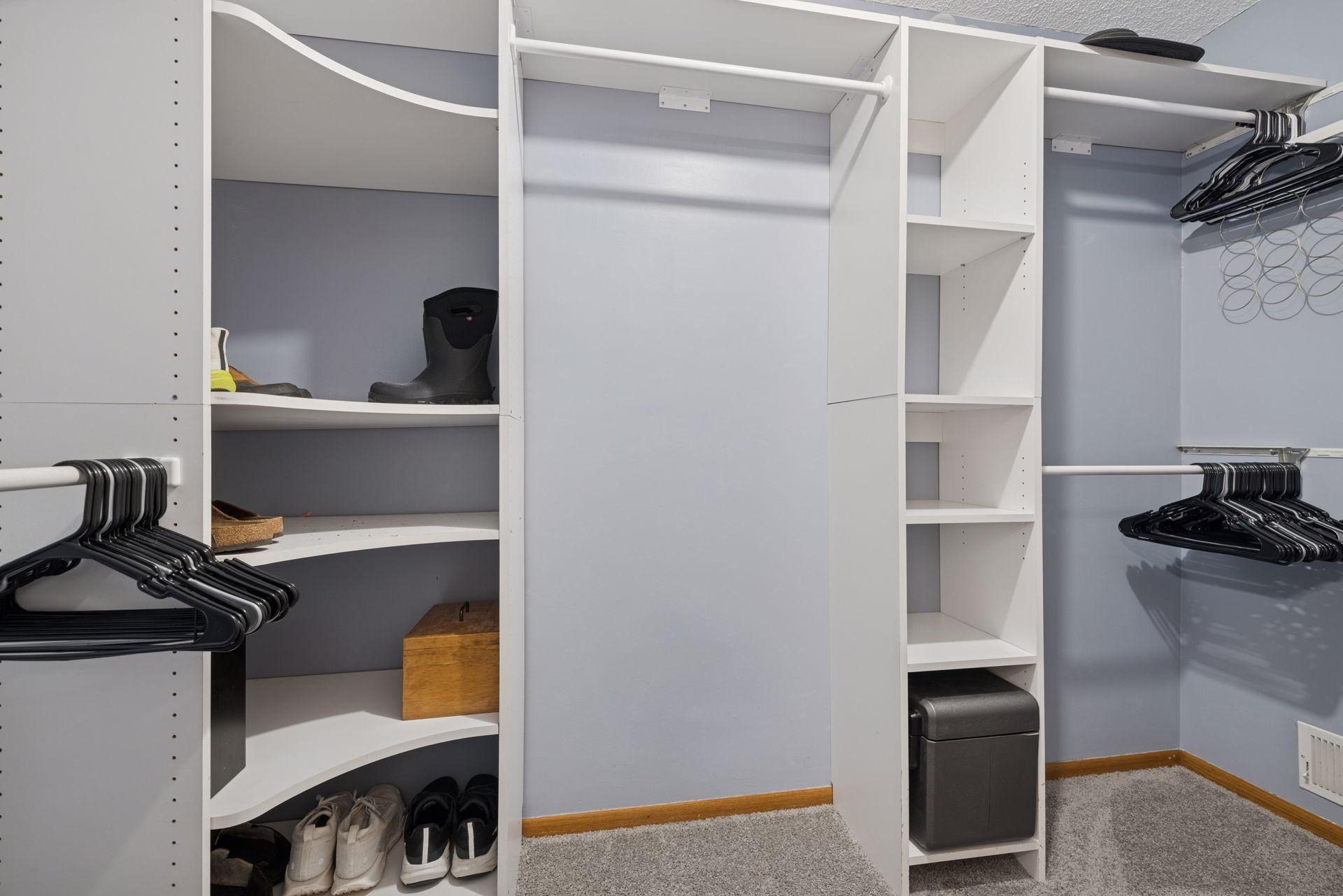 4645 Shenandoah Lane N