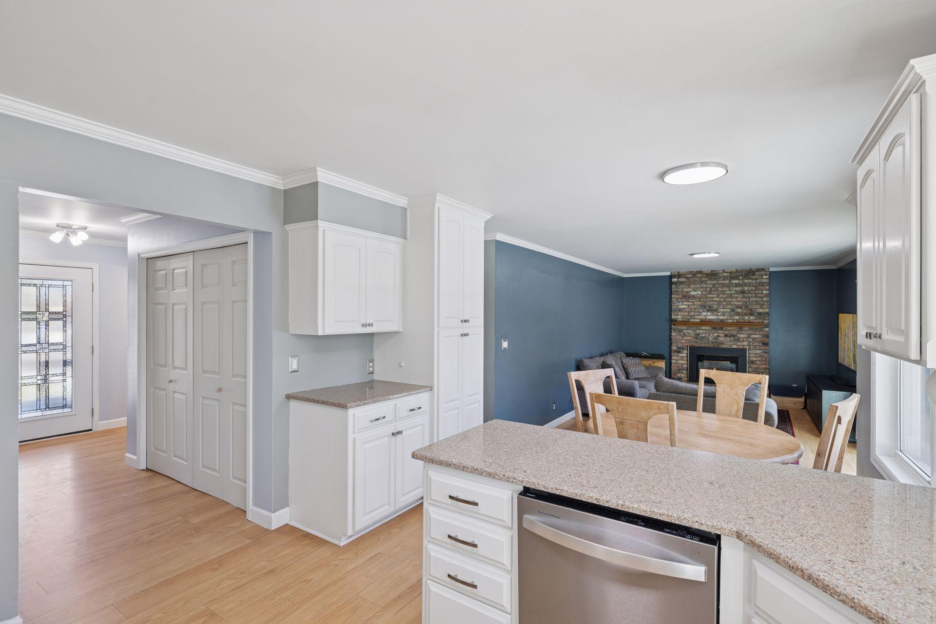 4645 Shenandoah Lane N