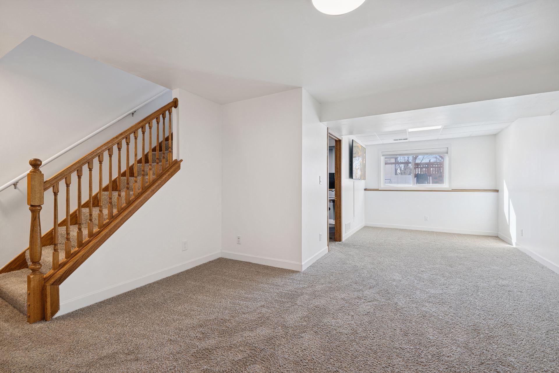 4645 Shenandoah Lane N