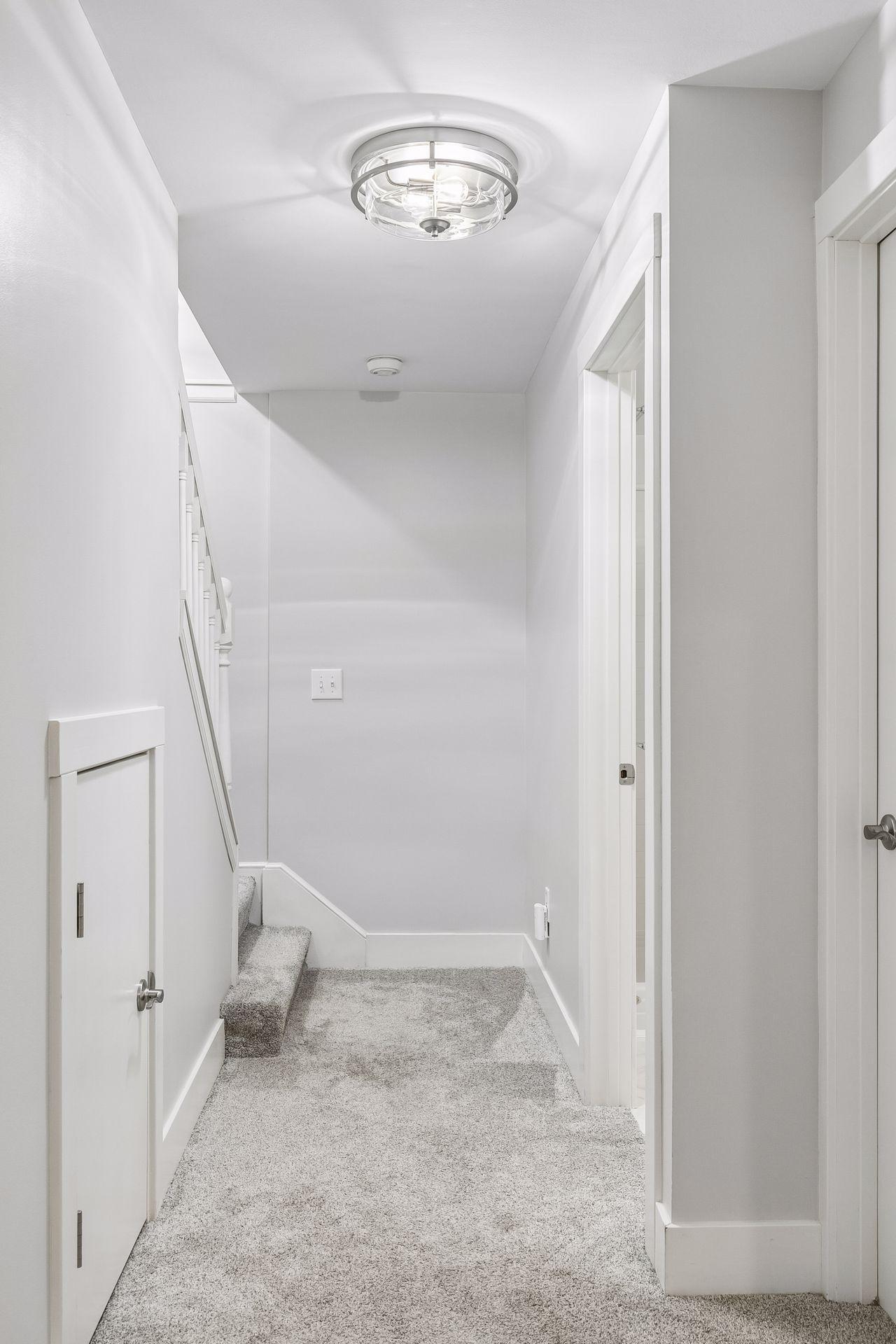 3810 Alvarado Lane N