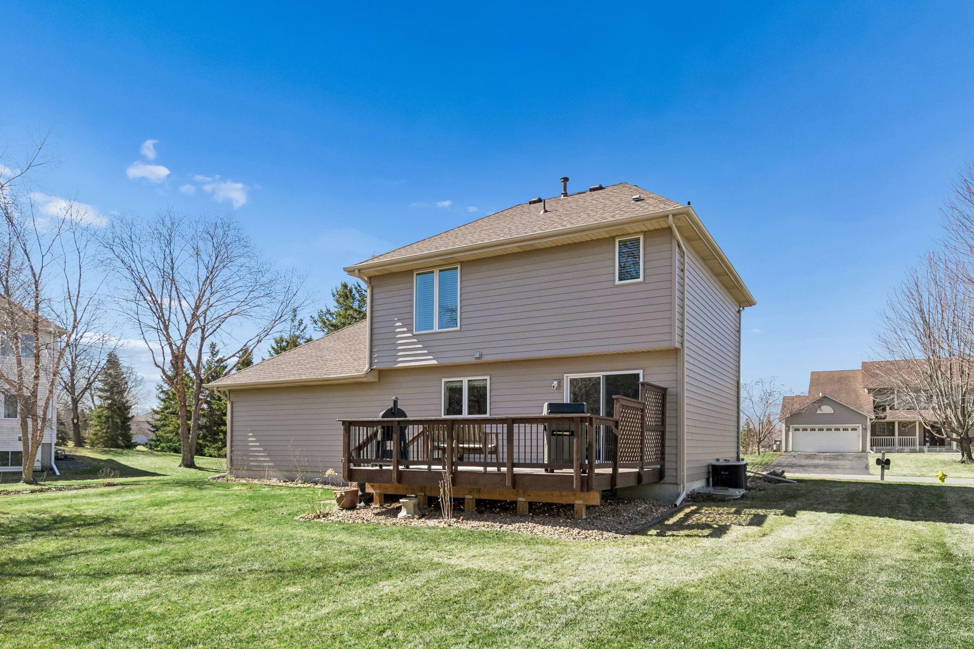 3810 Alvarado Lane N