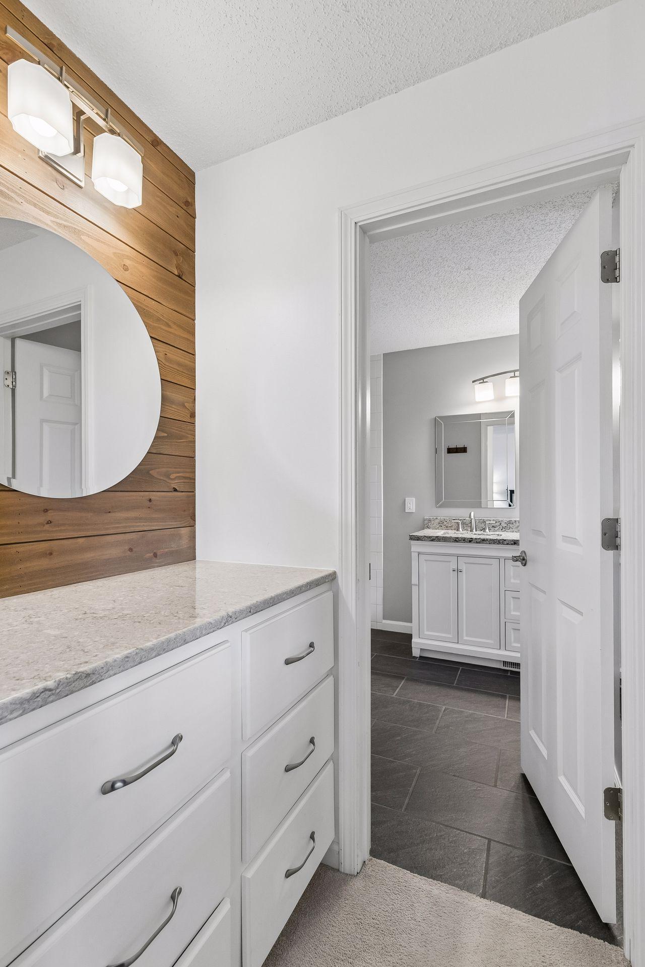 3810 Alvarado Lane N