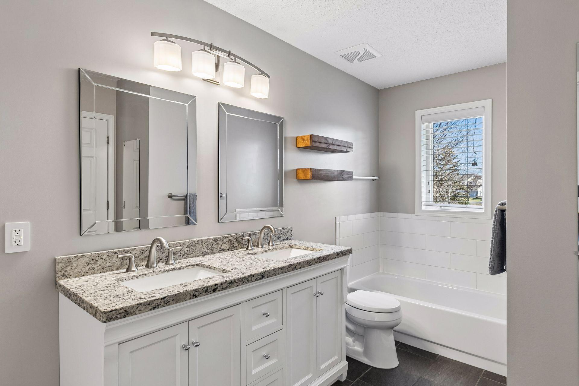 3810 Alvarado Lane N