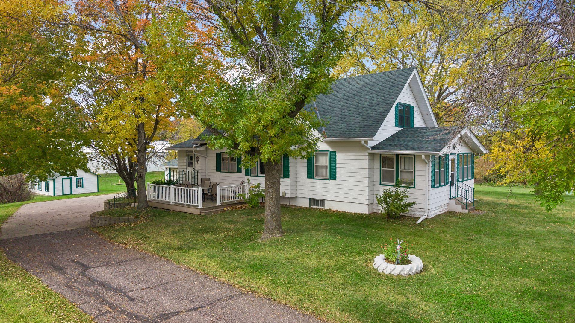 2265 Pioneer Trail