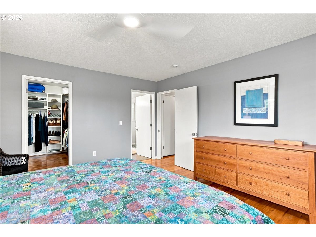 4225 SW IOWA ST