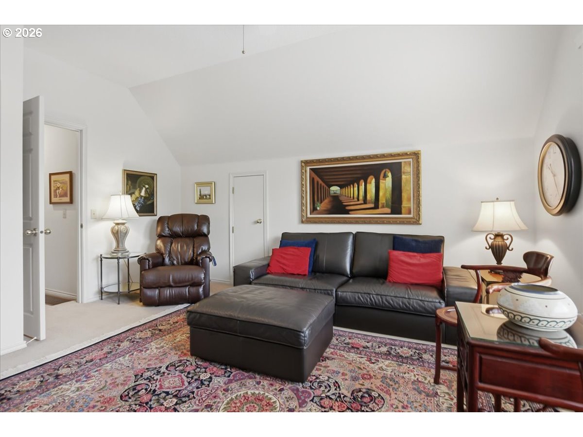 14590 SW PEACHTREE DR
