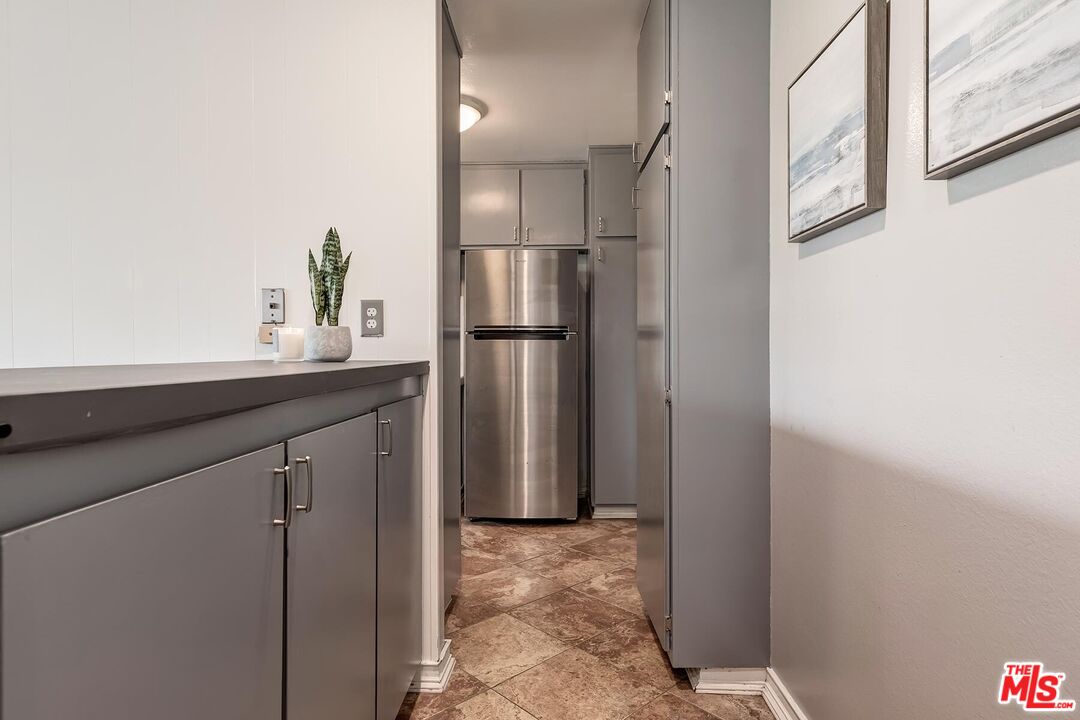 6050 Canterbury Dr Unit: E117