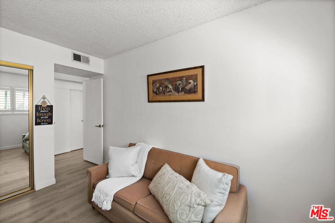 5845 Doverwood Dr Unit: 102