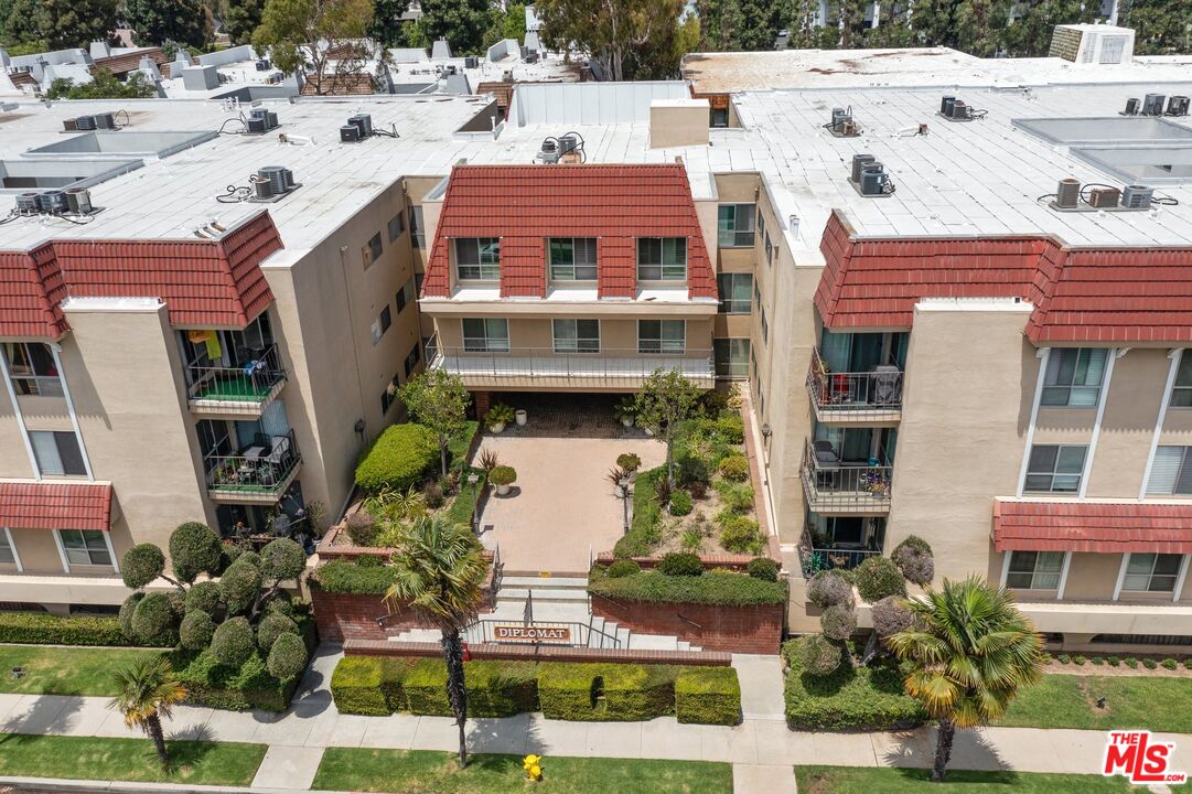 5845 Doverwood Dr Unit: 102