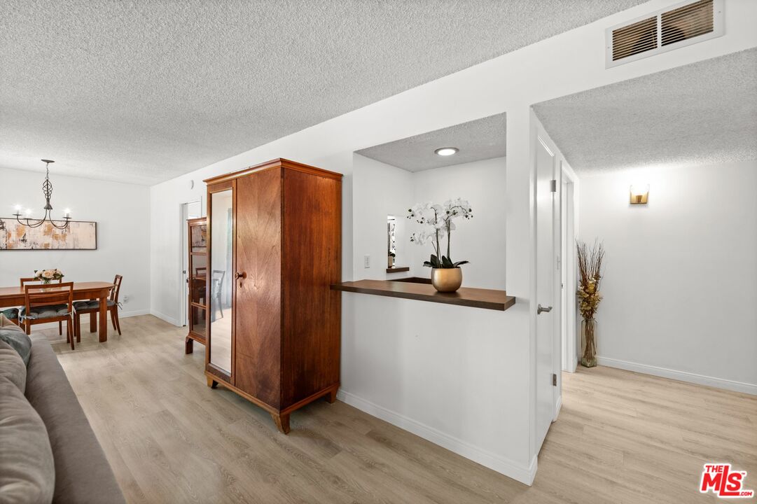 5845 Doverwood Dr Unit: 102