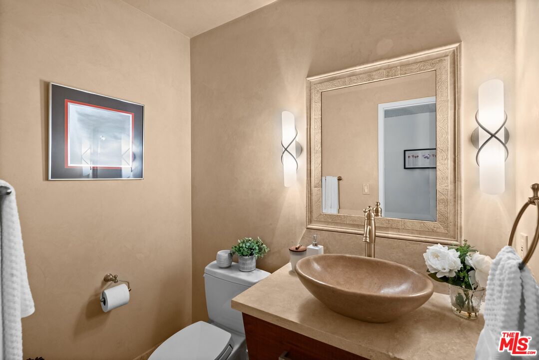 5845 Doverwood Dr Unit: 102