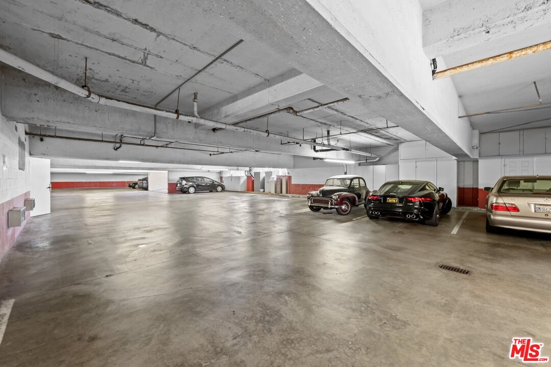 5845 Doverwood Dr Unit: 102