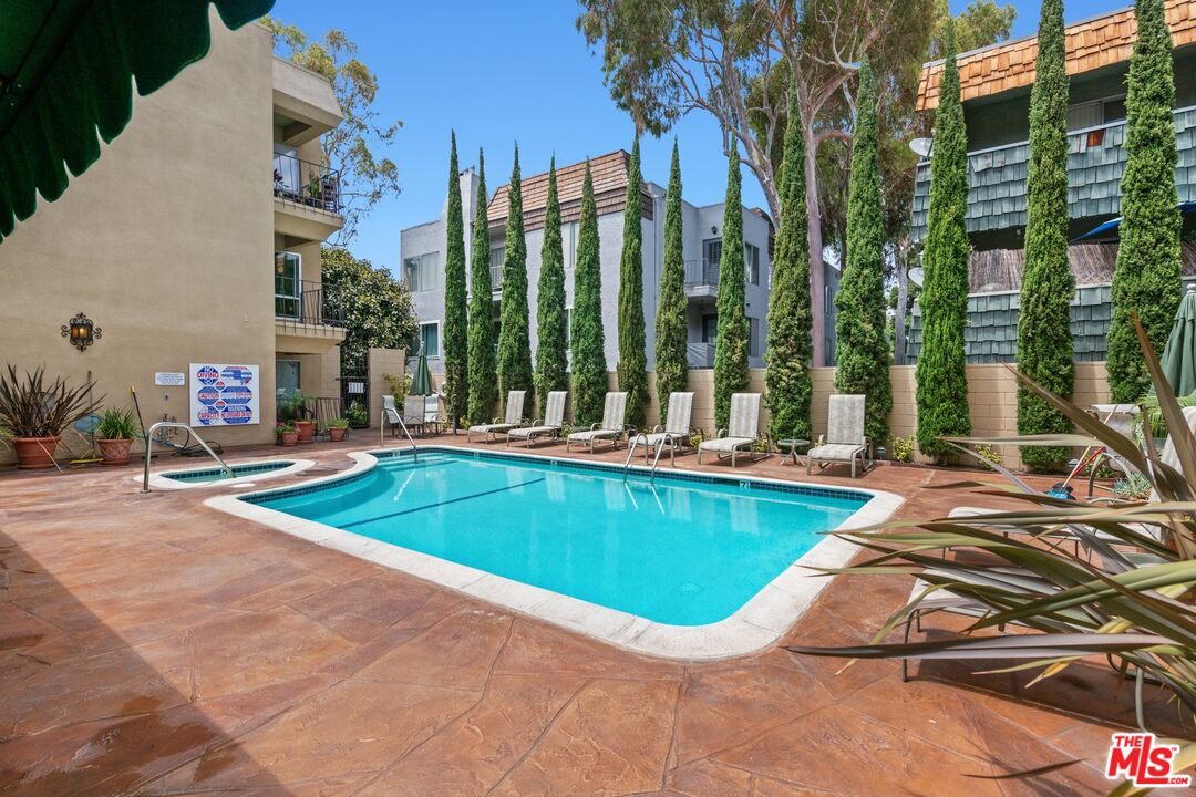 5845 Doverwood Dr Unit: 102