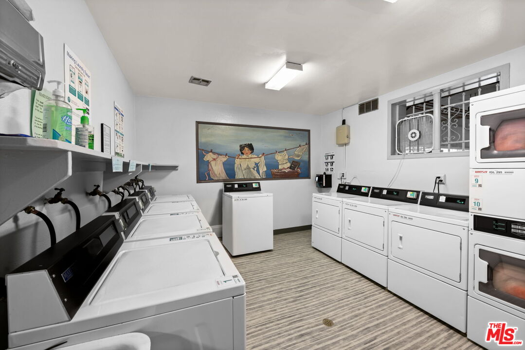 5845 Doverwood Dr Unit: 102