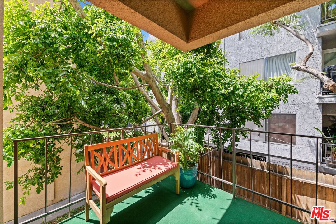 5845 Doverwood Dr Unit: 102