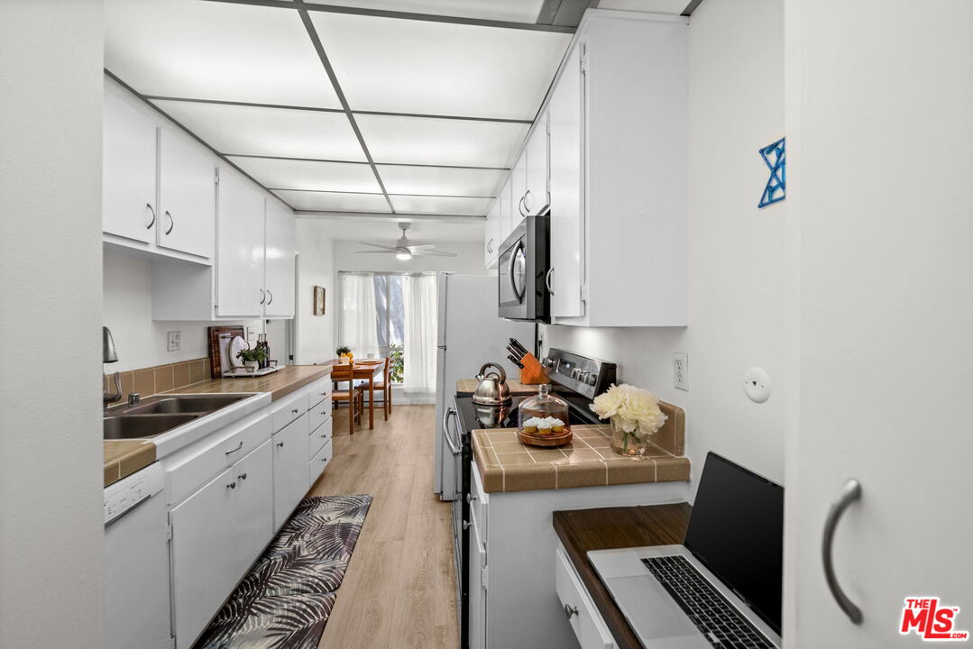 5845 Doverwood Dr Unit: 102