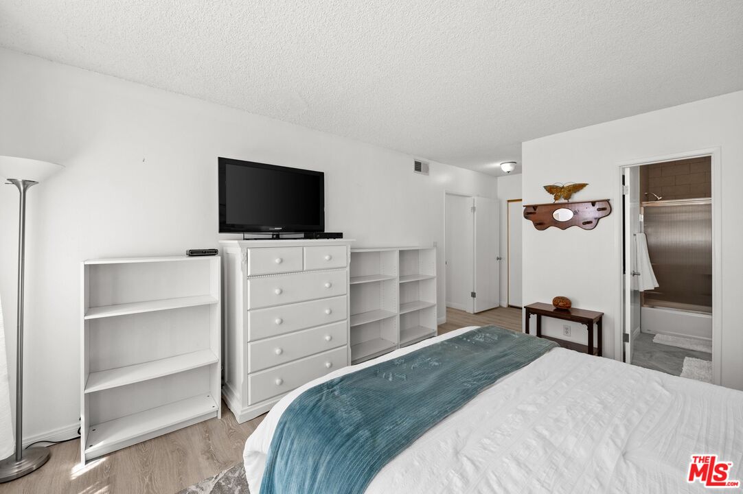 5845 Doverwood Dr Unit: 102