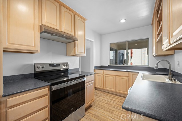 5674 Windsor WAY Unit: 207