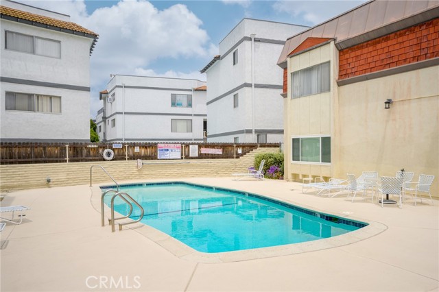 5674 Windsor WAY Unit: 207