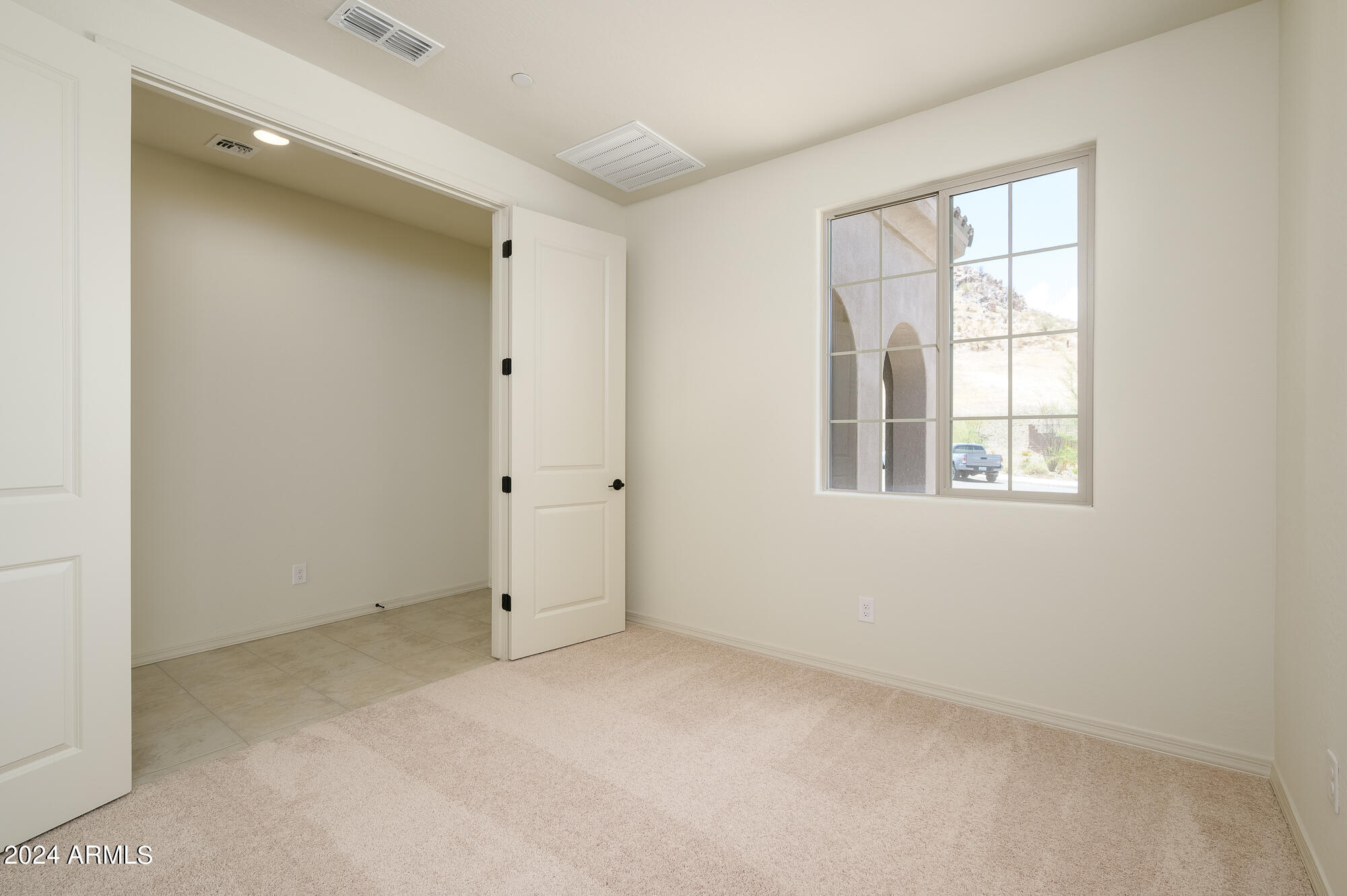 13516 W CALLE DE POMPAS