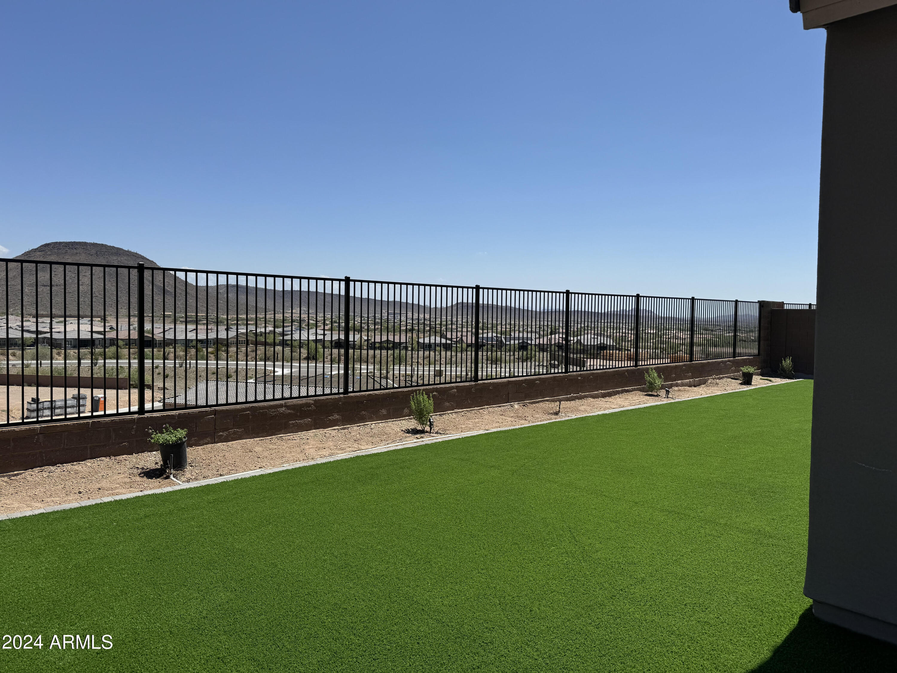 13516 W CALLE DE POMPAS