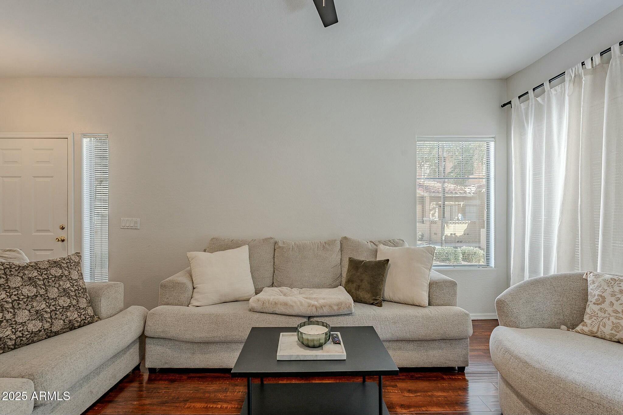 525 N MILLER Road, 122