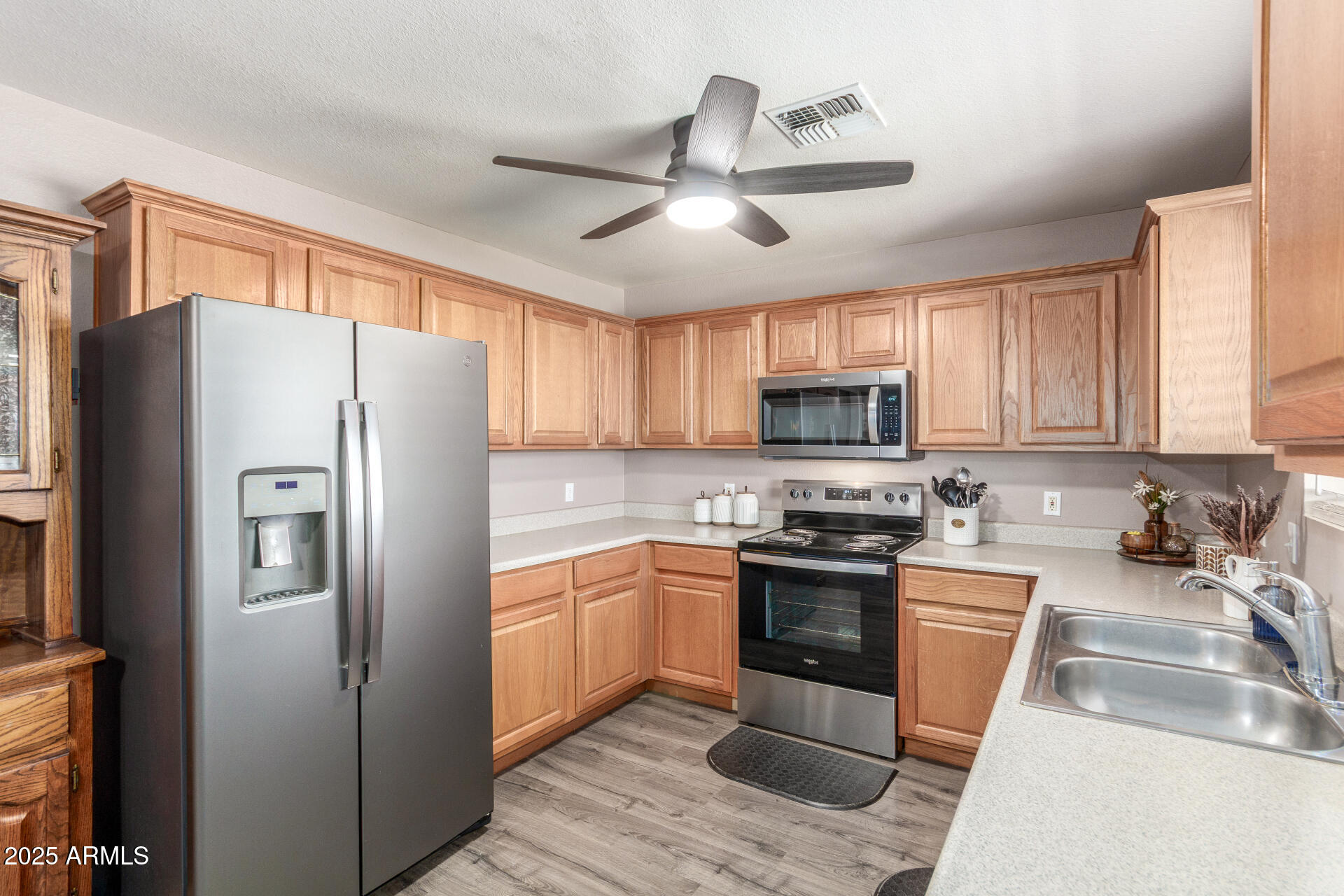 3542 N LA PALMA Road