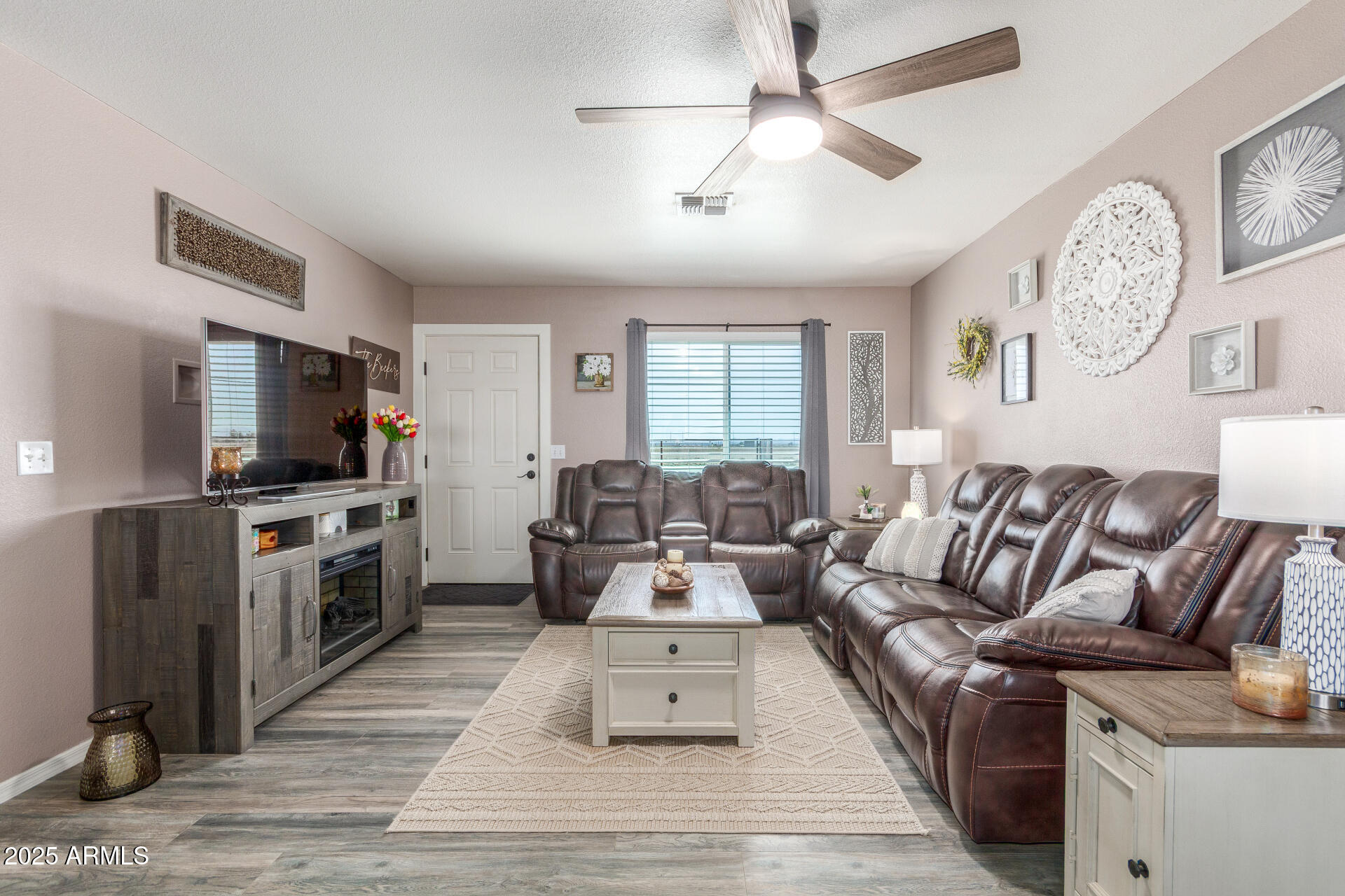 3542 N LA PALMA Road