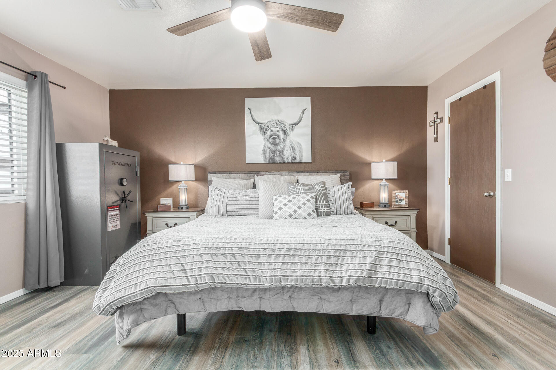 3542 N LA PALMA Road