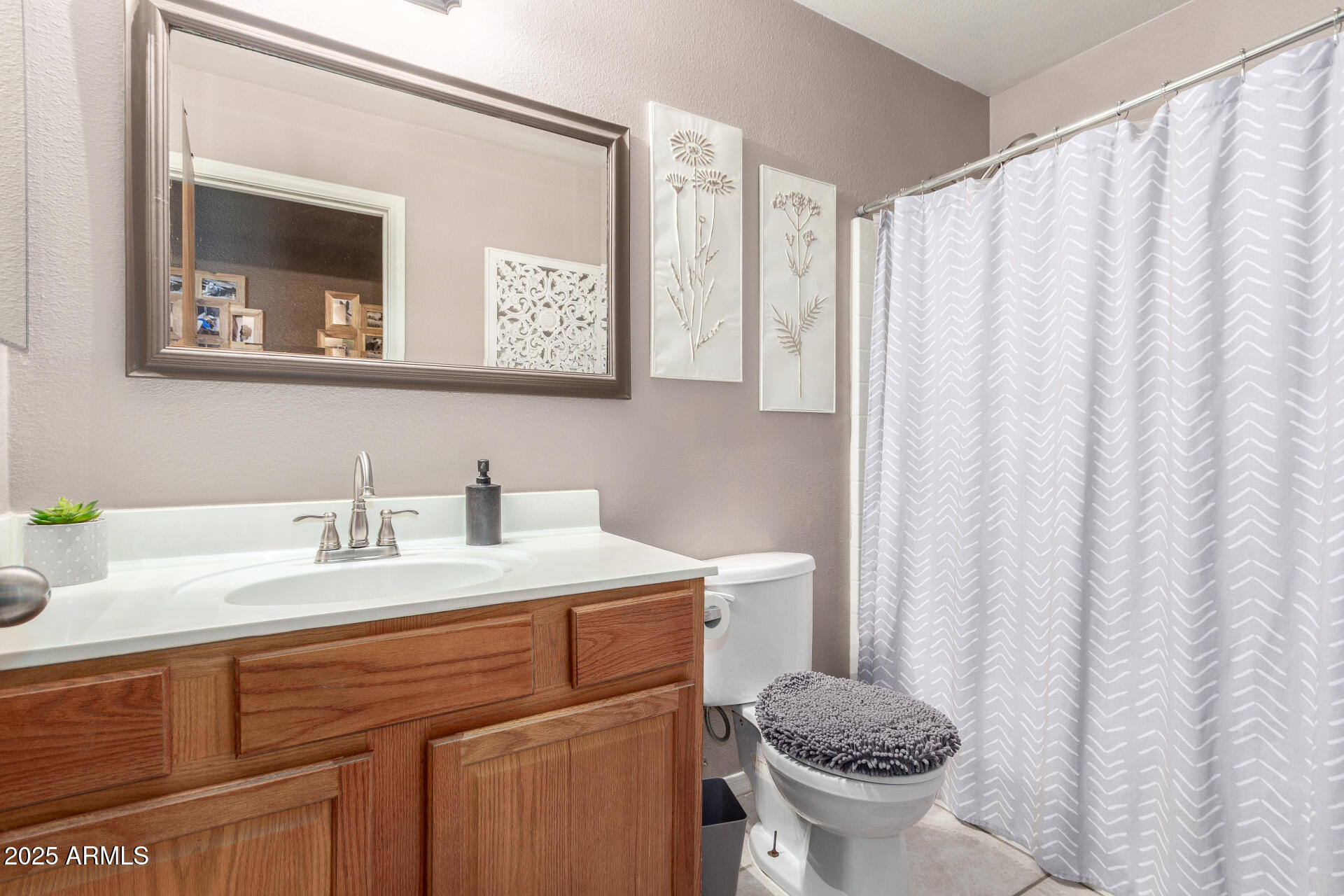 3542 N LA PALMA Road