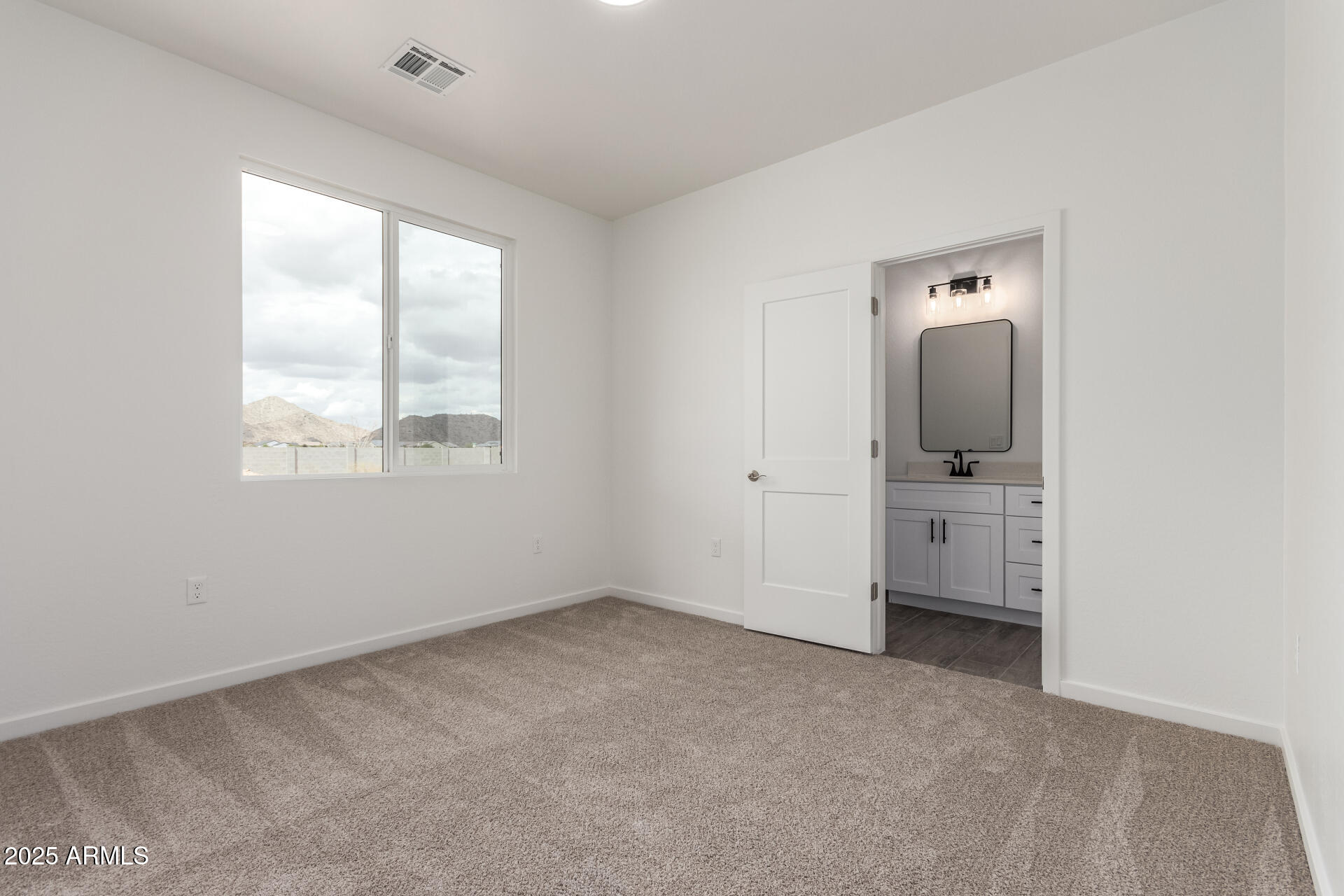 9486 W SANDSTONE MOUNTAIN Drive