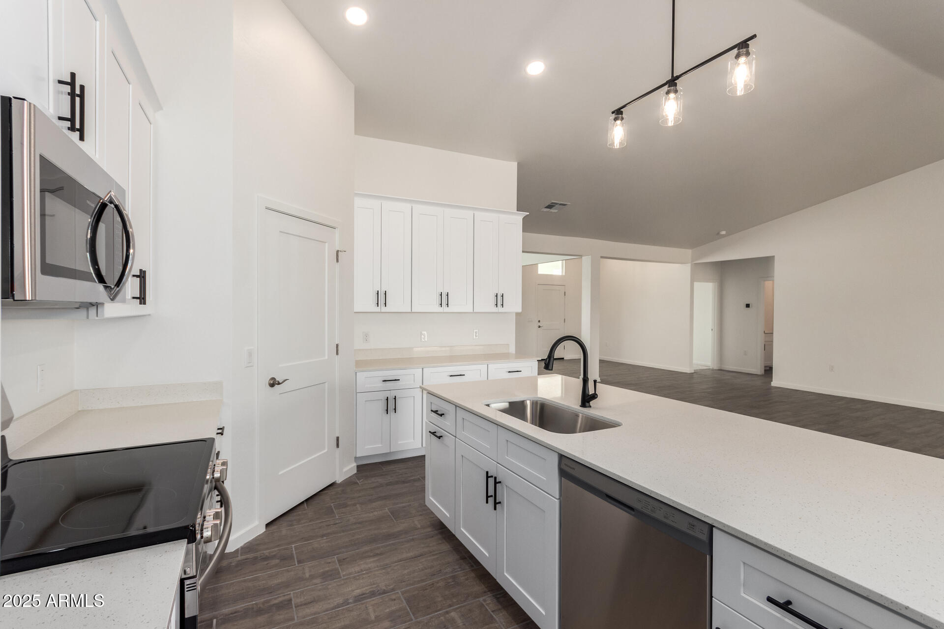 9486 W SANDSTONE MOUNTAIN Drive