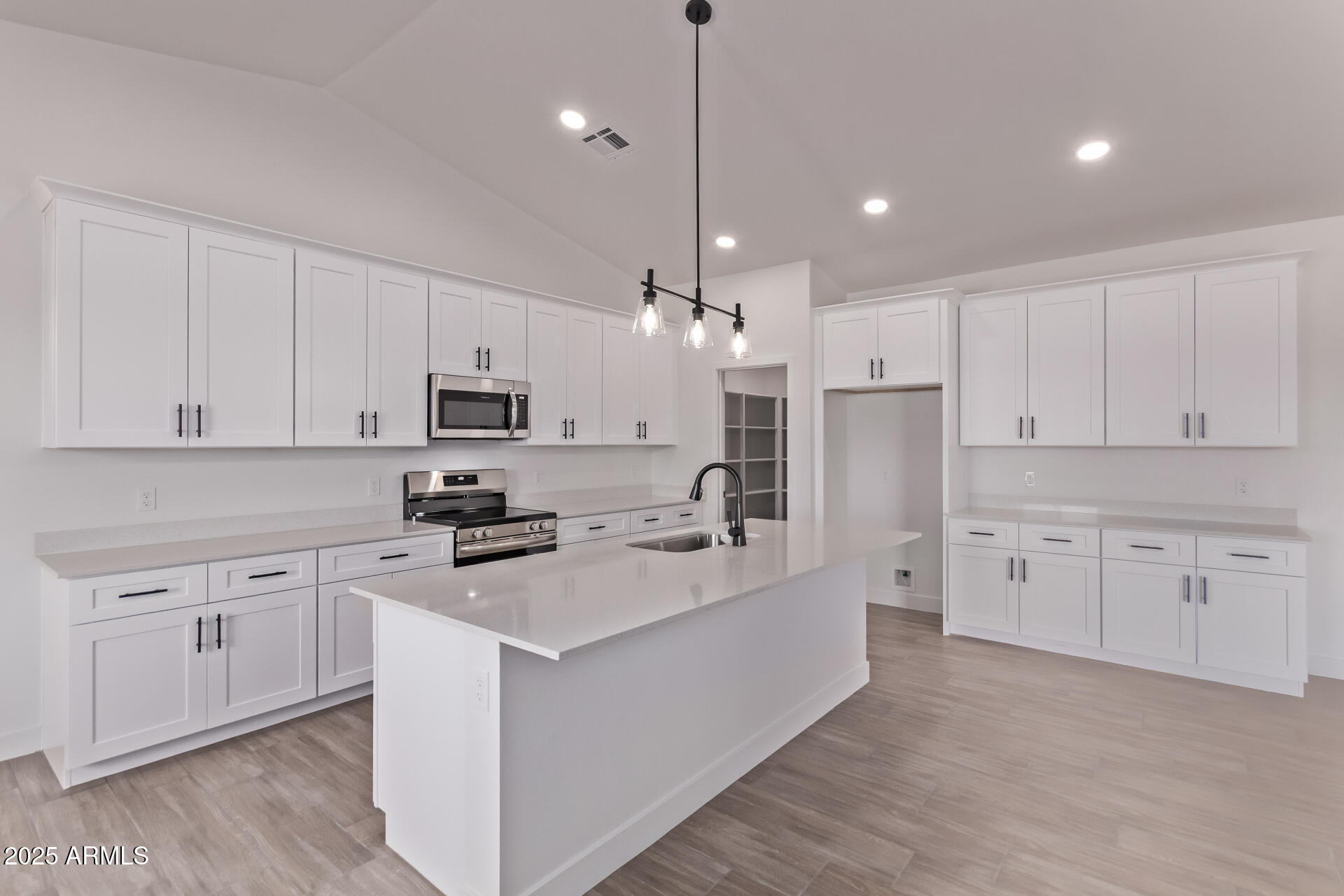 9429 W SANDSTONE MOUNTAIN Drive