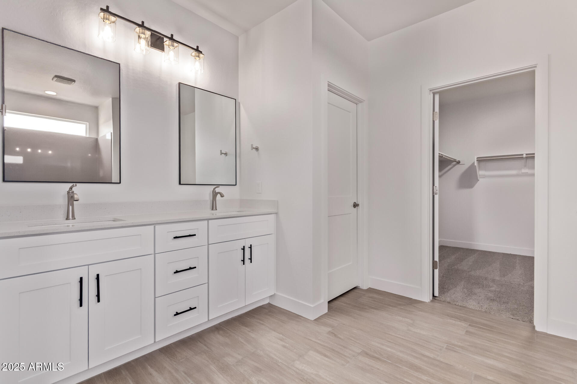 9429 W SANDSTONE MOUNTAIN Drive