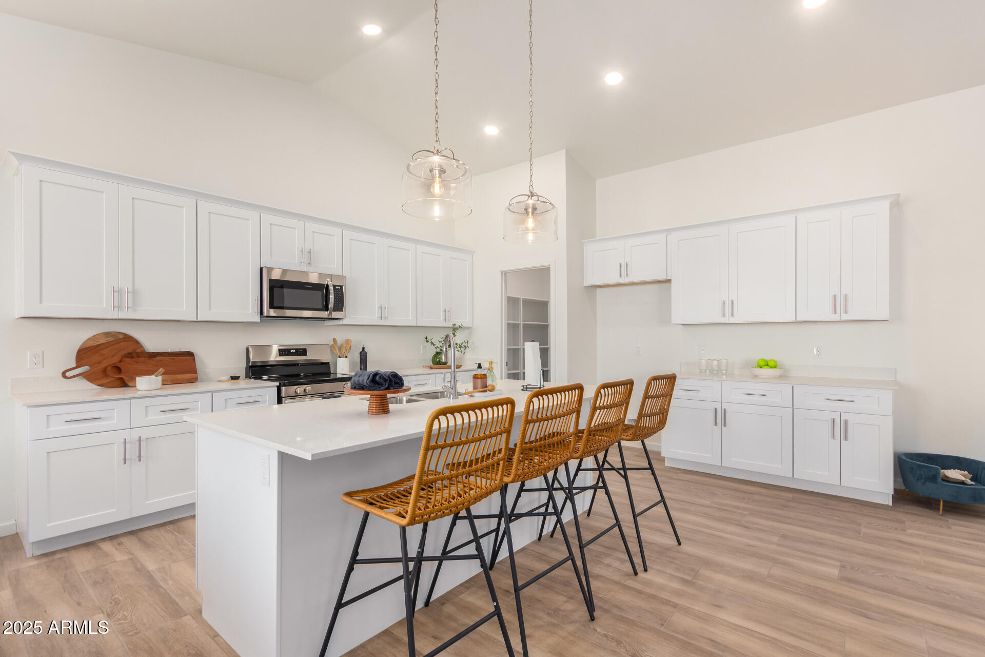 9429 W SANDSTONE MOUNTAIN Drive