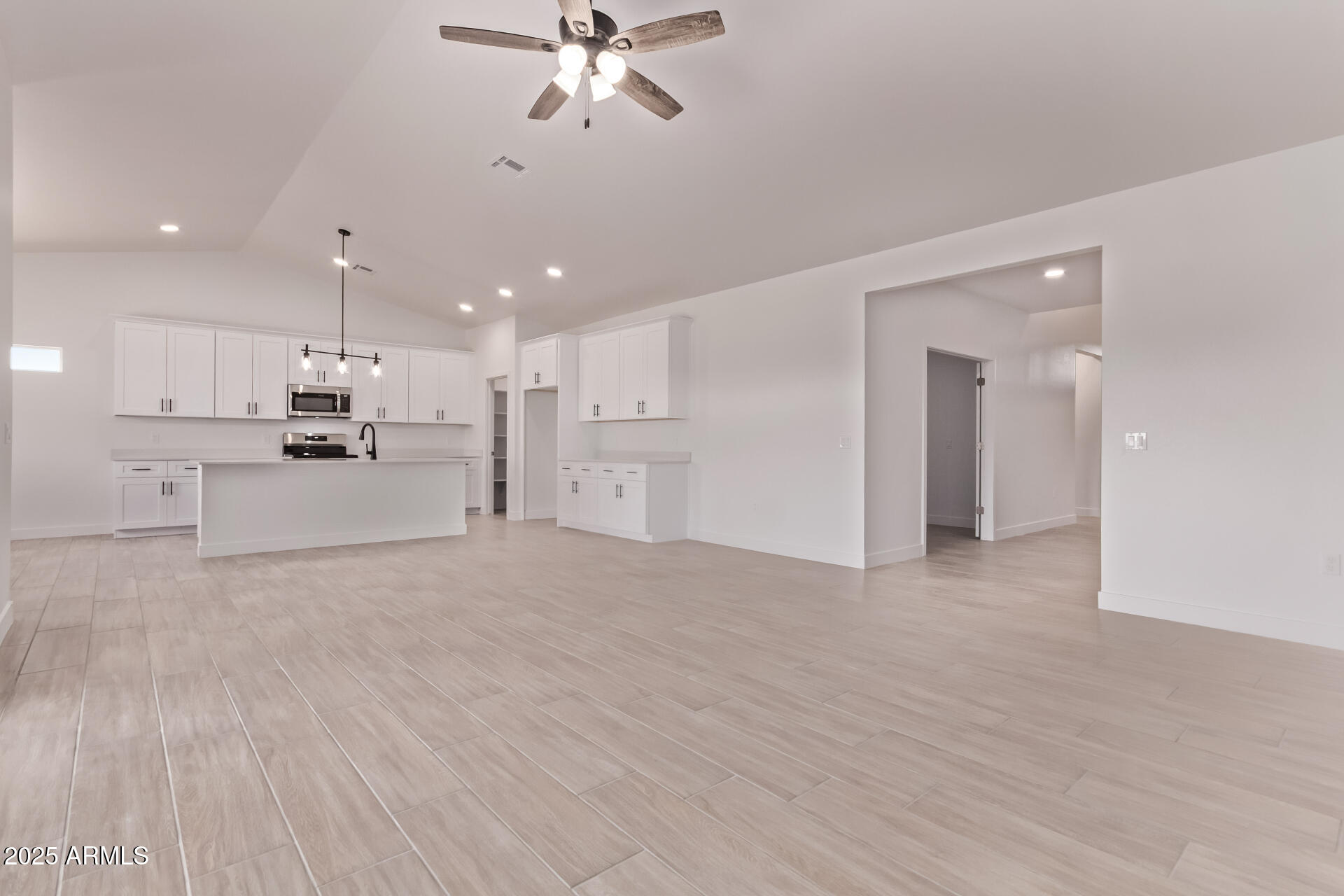 9429 W SANDSTONE MOUNTAIN Drive