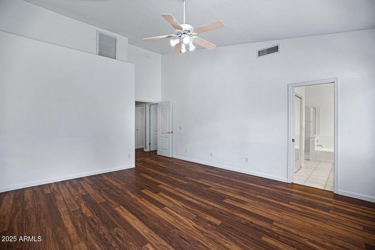 592 W HARVARD Avenue