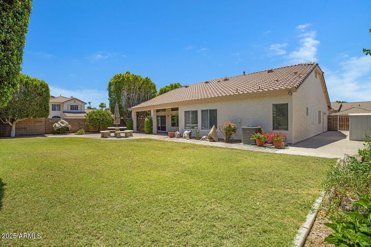 592 W HARVARD Avenue