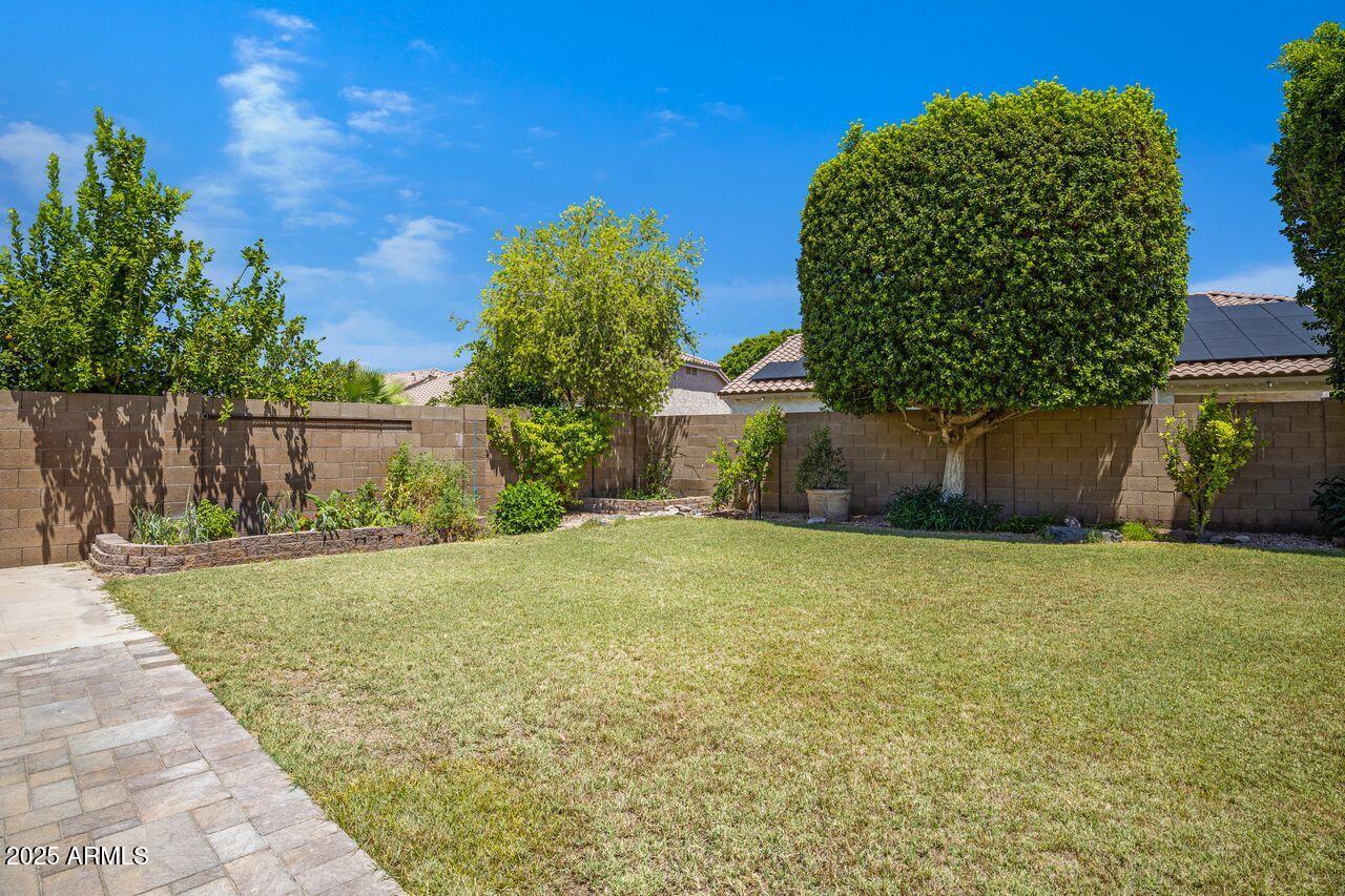 592 W HARVARD Avenue