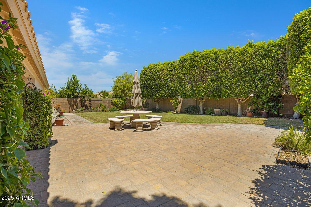 592 W HARVARD Avenue