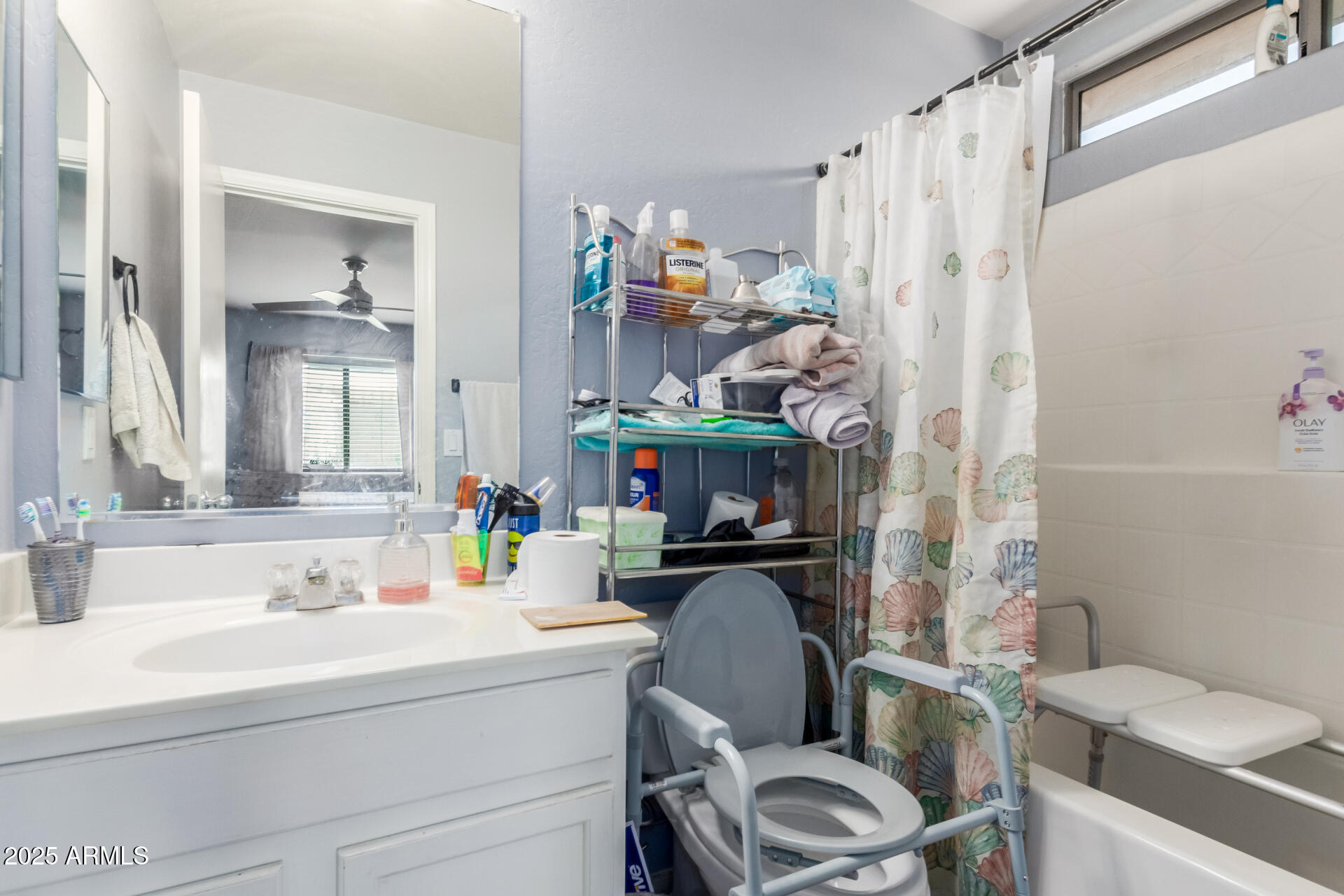 1949 W PROSPECTOR Way