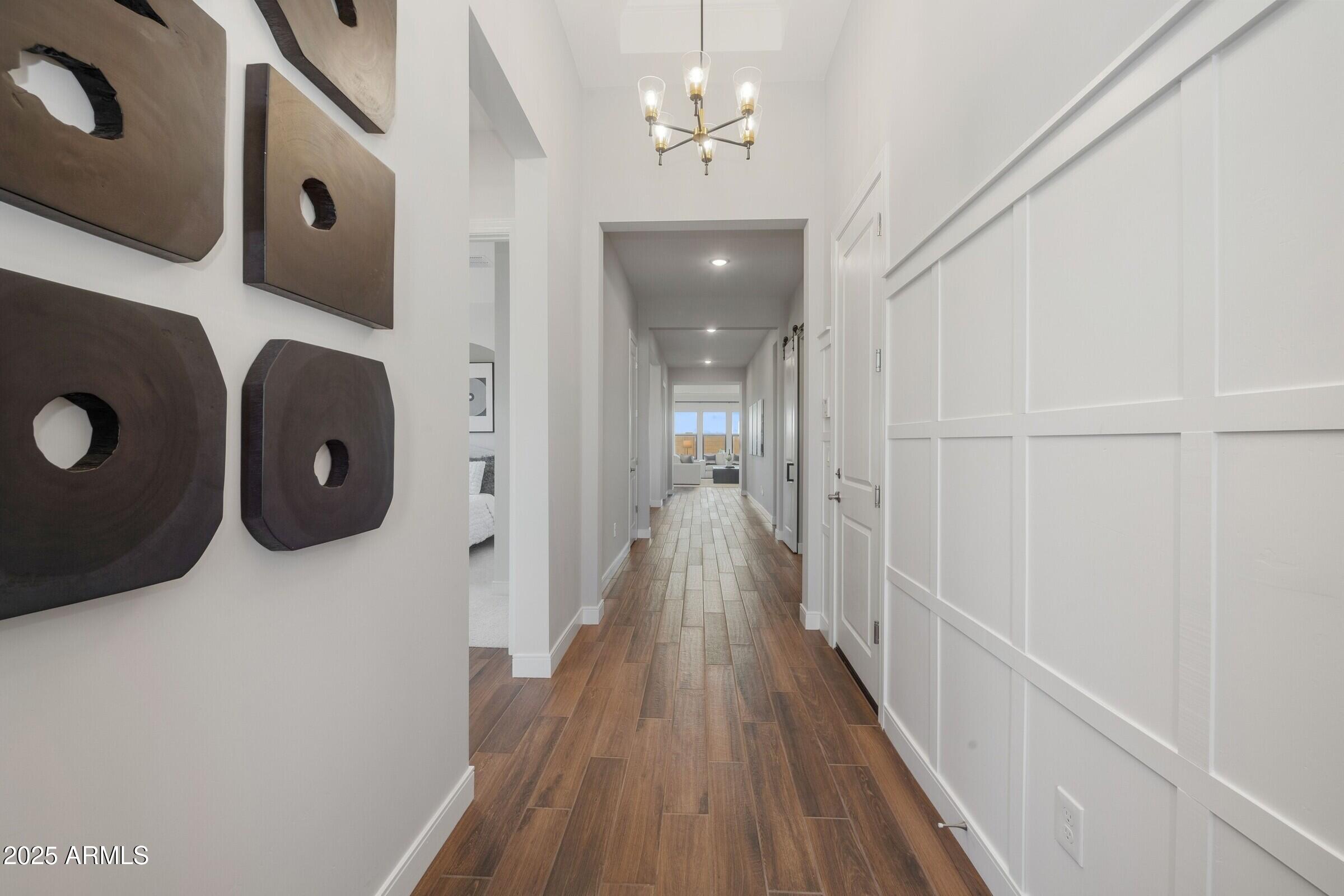 521 E Greenback Drive