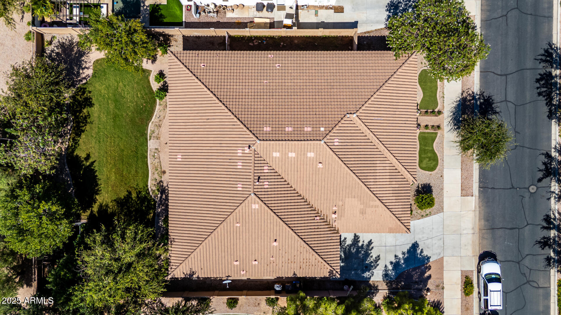 24284 S 211TH Street