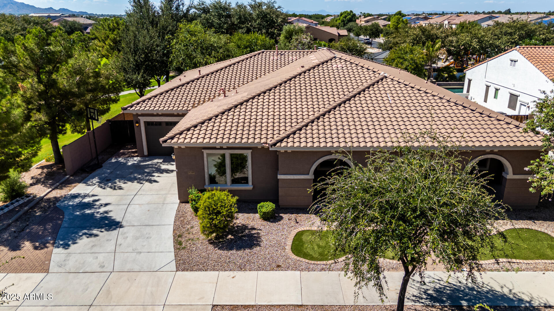 24284 S 211TH Street