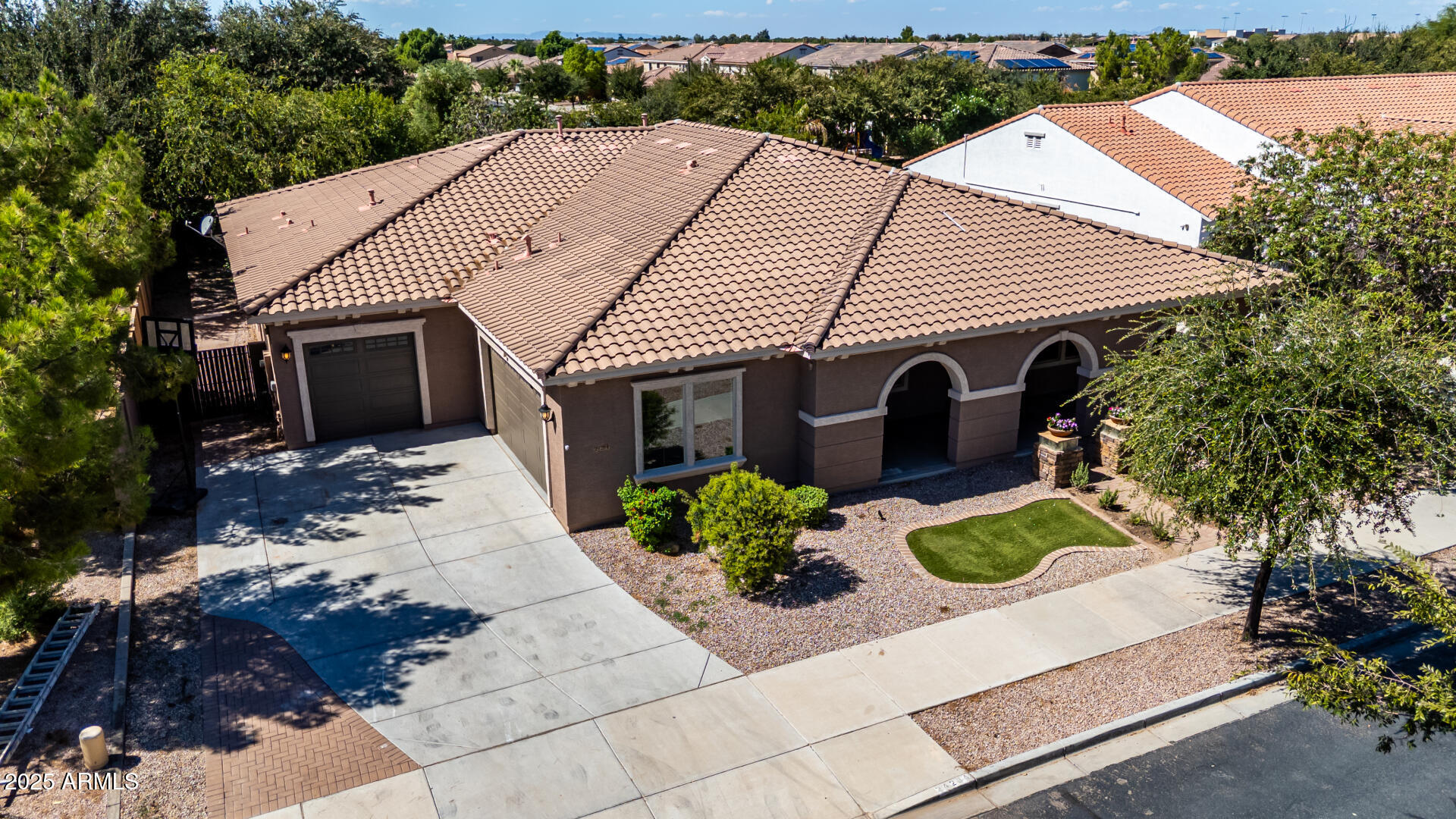 24284 S 211TH Street